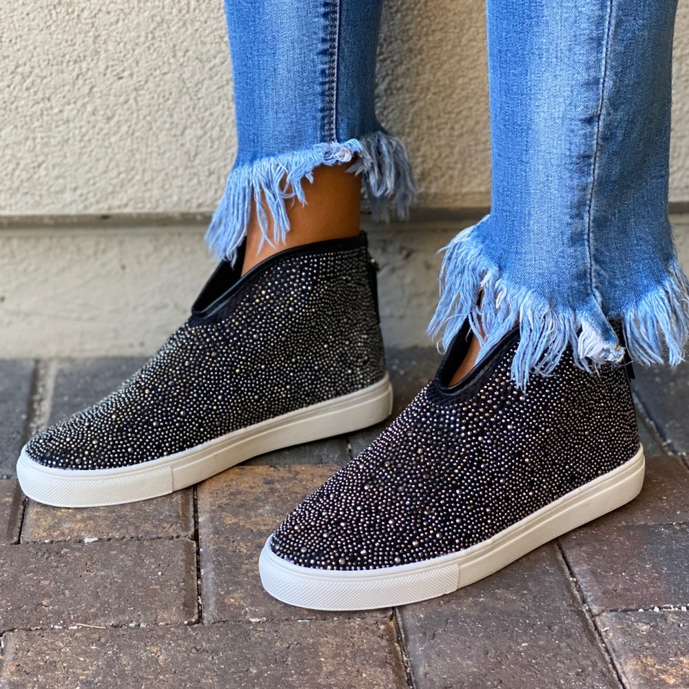Rhinestone Embellished Laceless High Top Sneakers - Picture 11 of 16